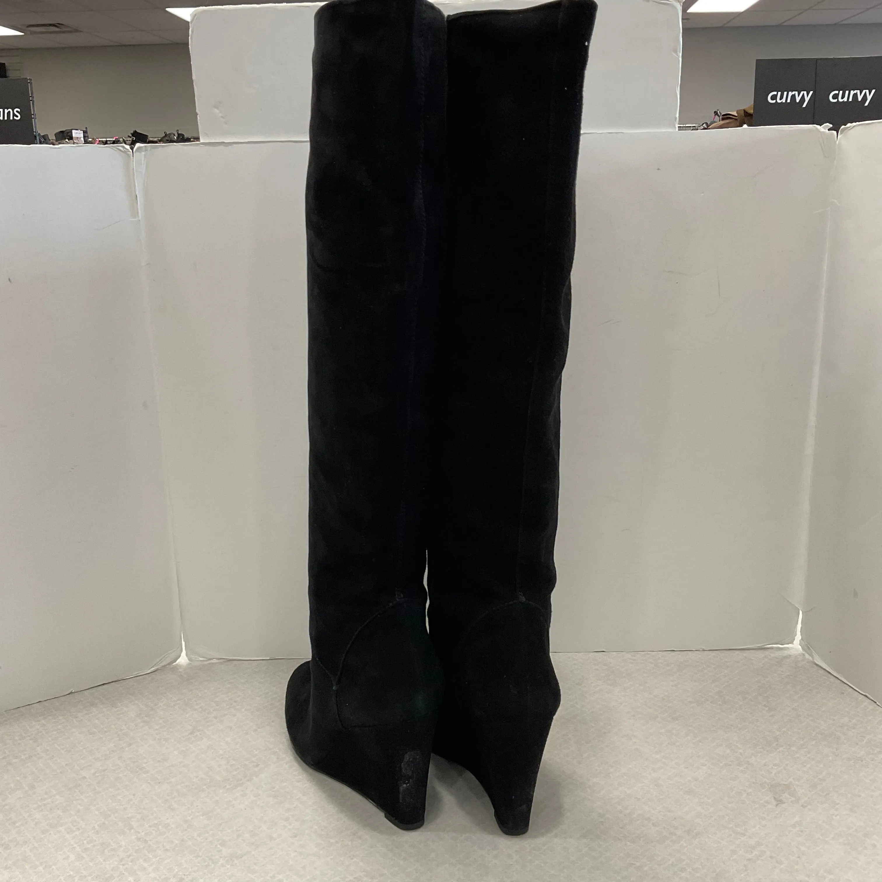 Boots Knee Heels By Stuart Weitzman  Size: 9.5