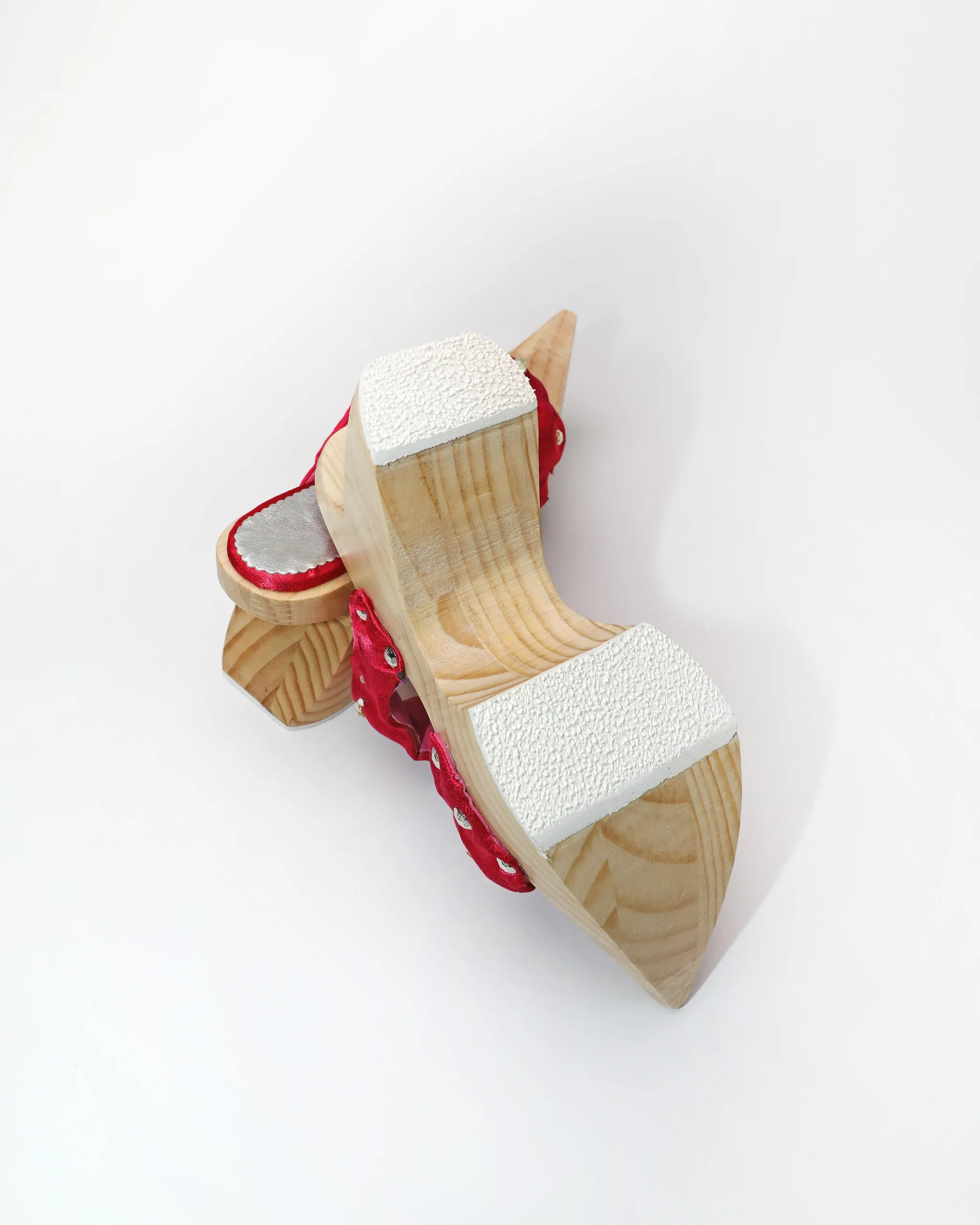 Coral Clogs