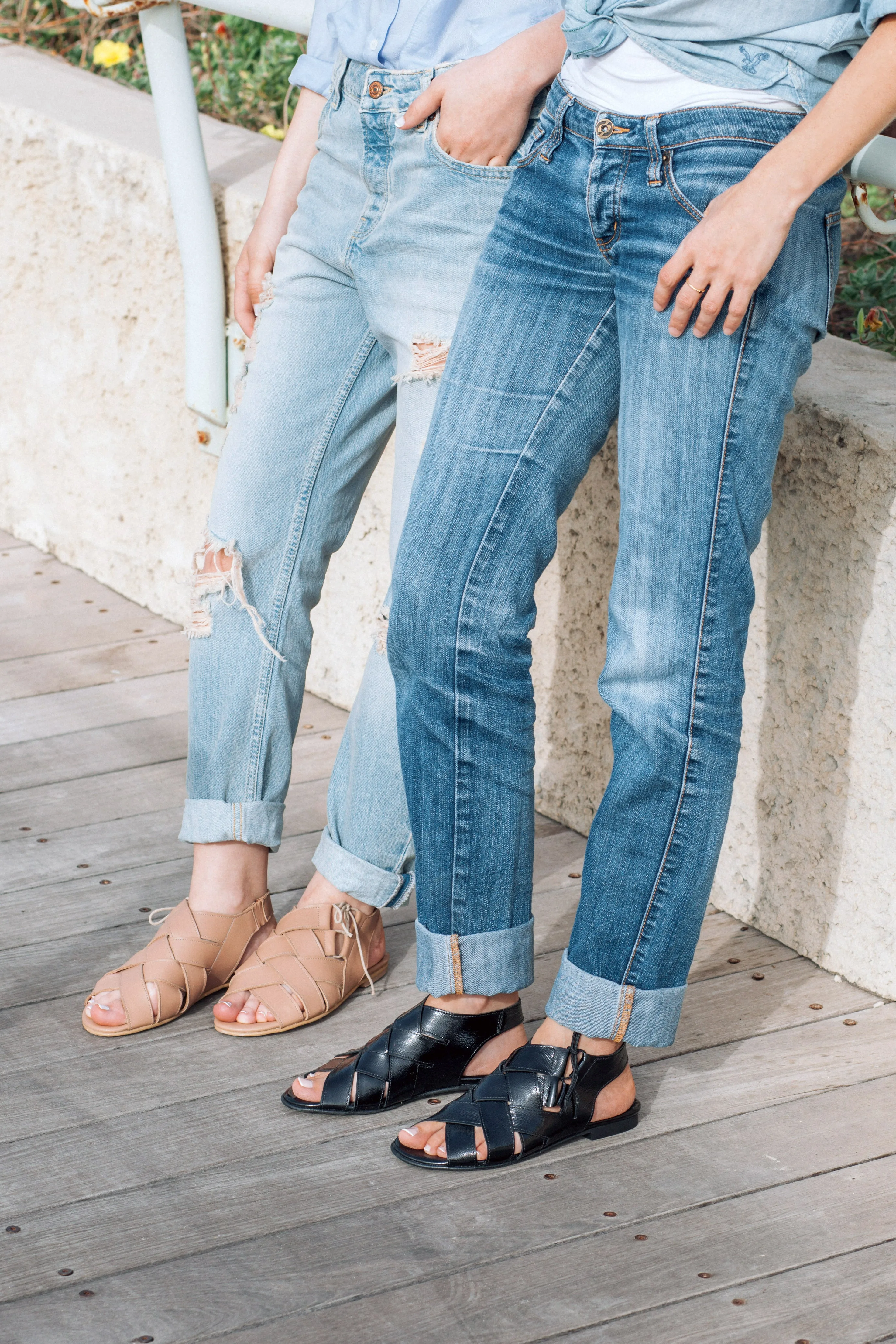 Palm tree sandals in tan color