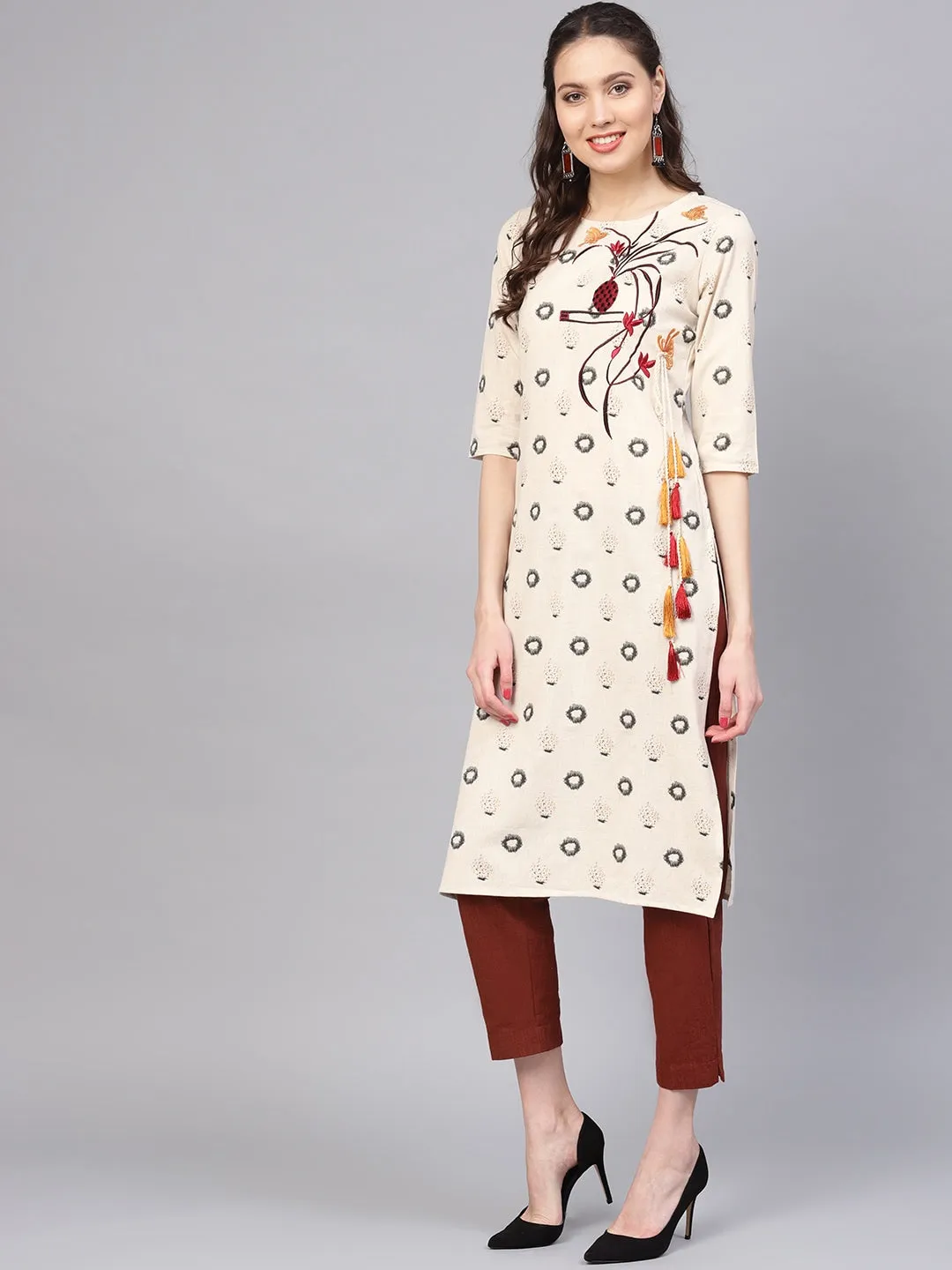 Women Off-White & Grey Straight Kurta