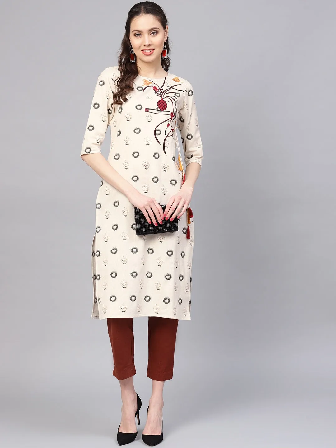 Women Off-White & Grey Straight Kurta